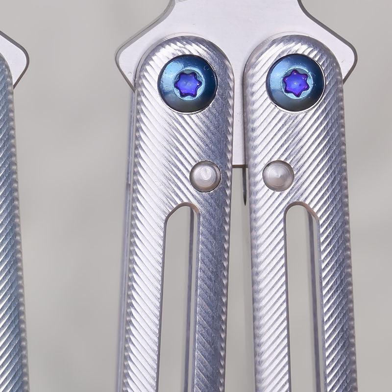 TITUS Tsunami screws