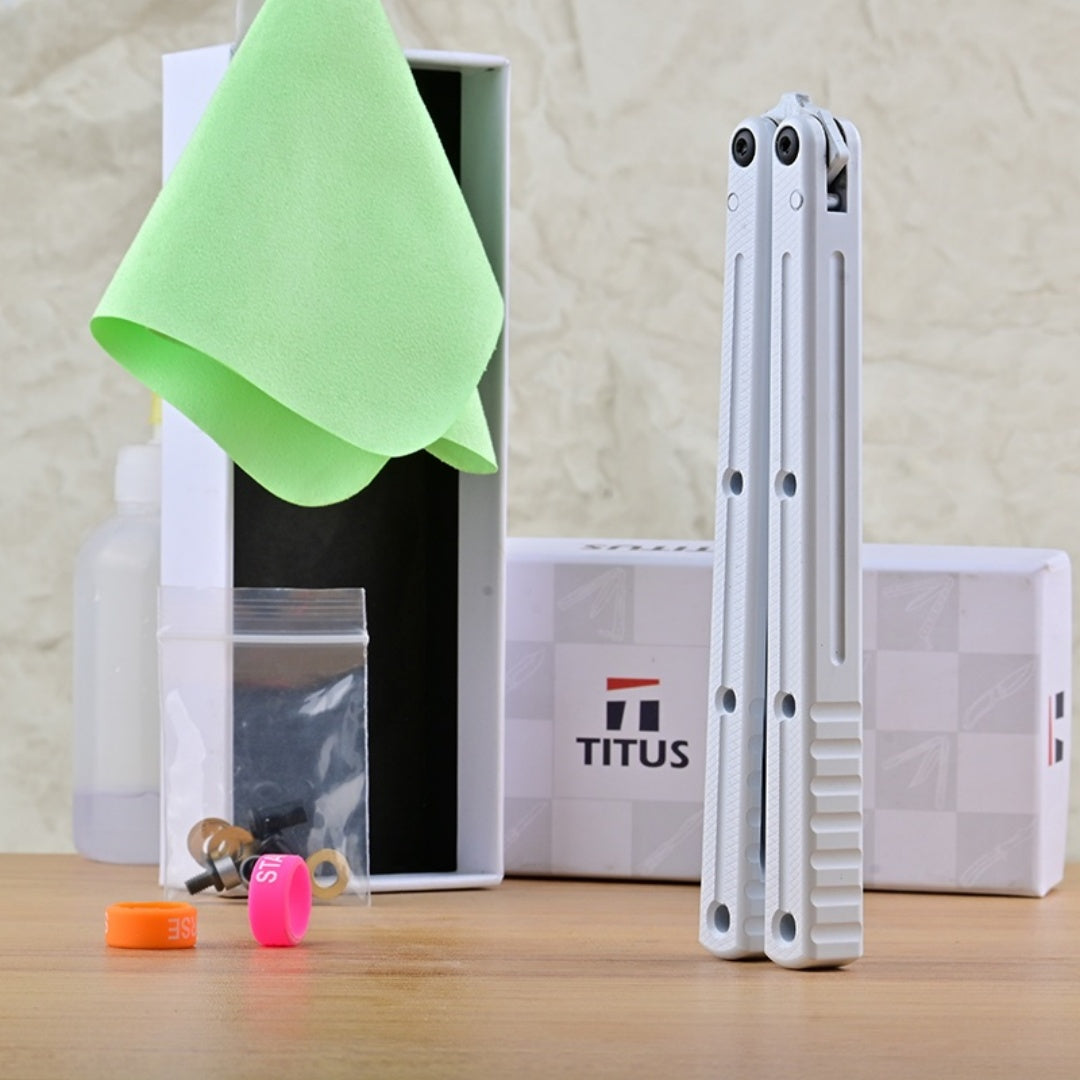 TITUS Krake Raken Ceramic Spray‑Painted White Bailisong